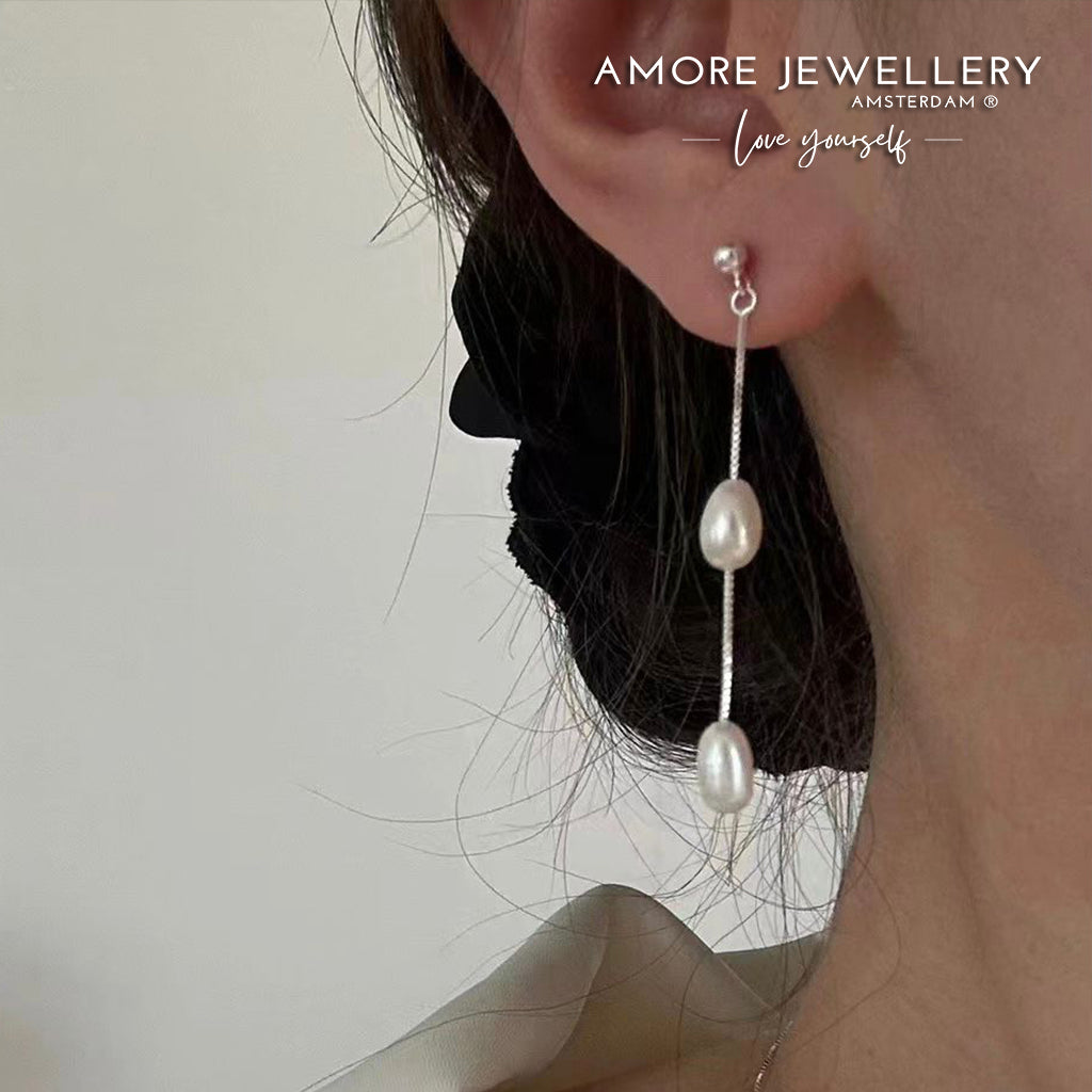 Buy now the Elegant Handmade Silver Pearl Necklace and Earrings Set from Amore Jewelery