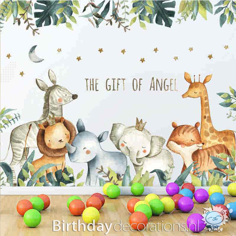 Koop nu de Vriendjes in het bos muursticker van BirthdayDecorations.nl!
