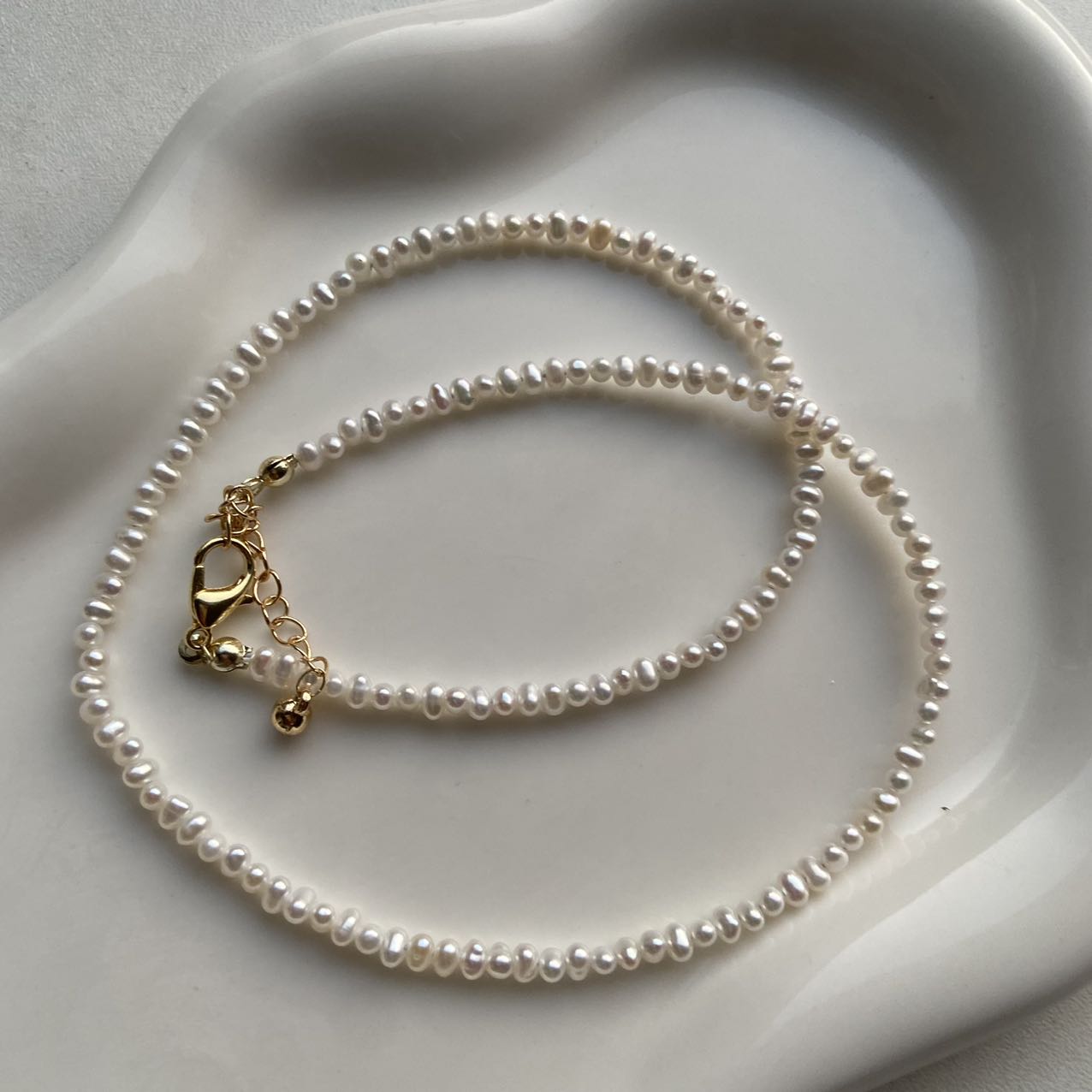 Basic Freshwater pearl necklace