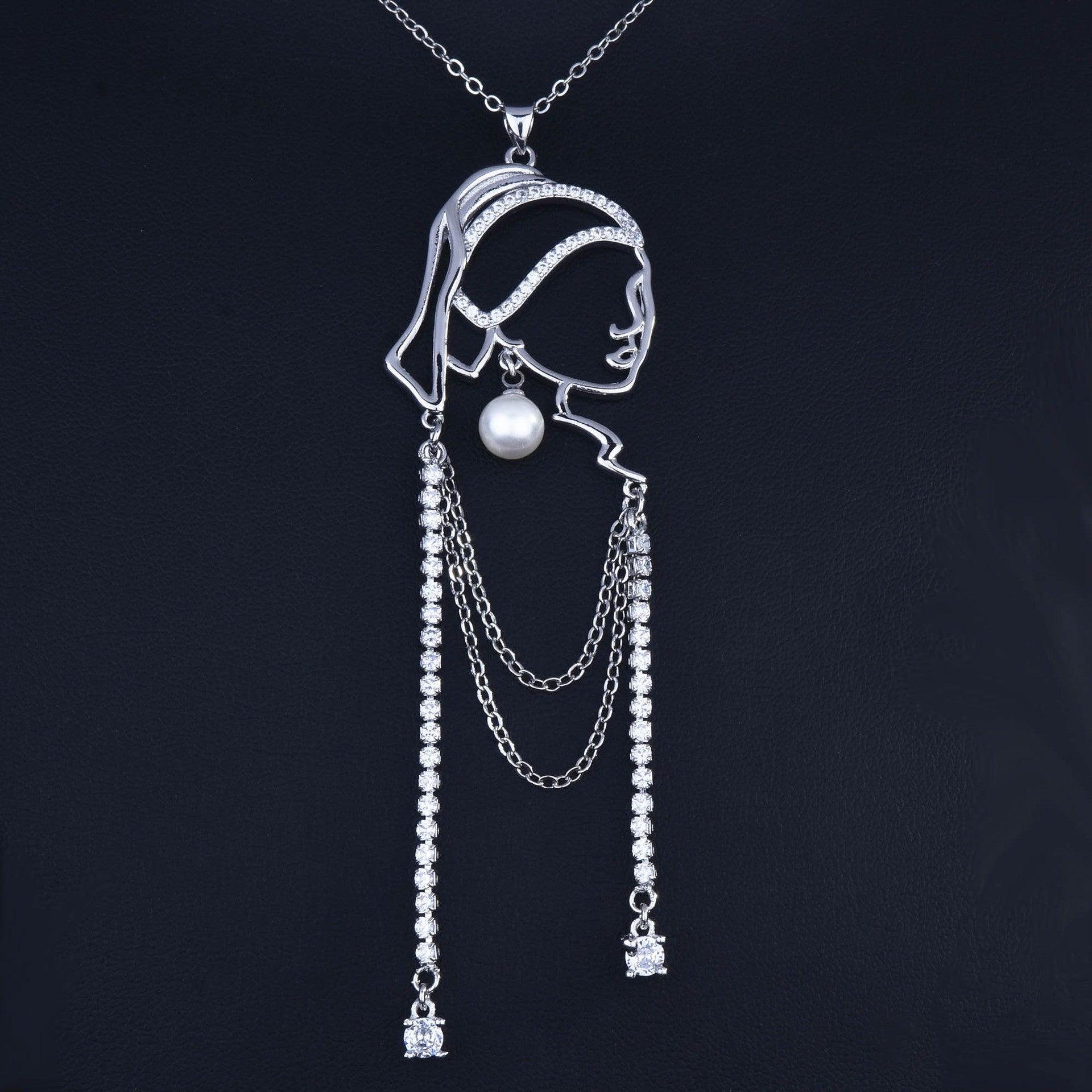 Buy now the beautiful Girl with the Pearl Earring set from Amore Jewellery